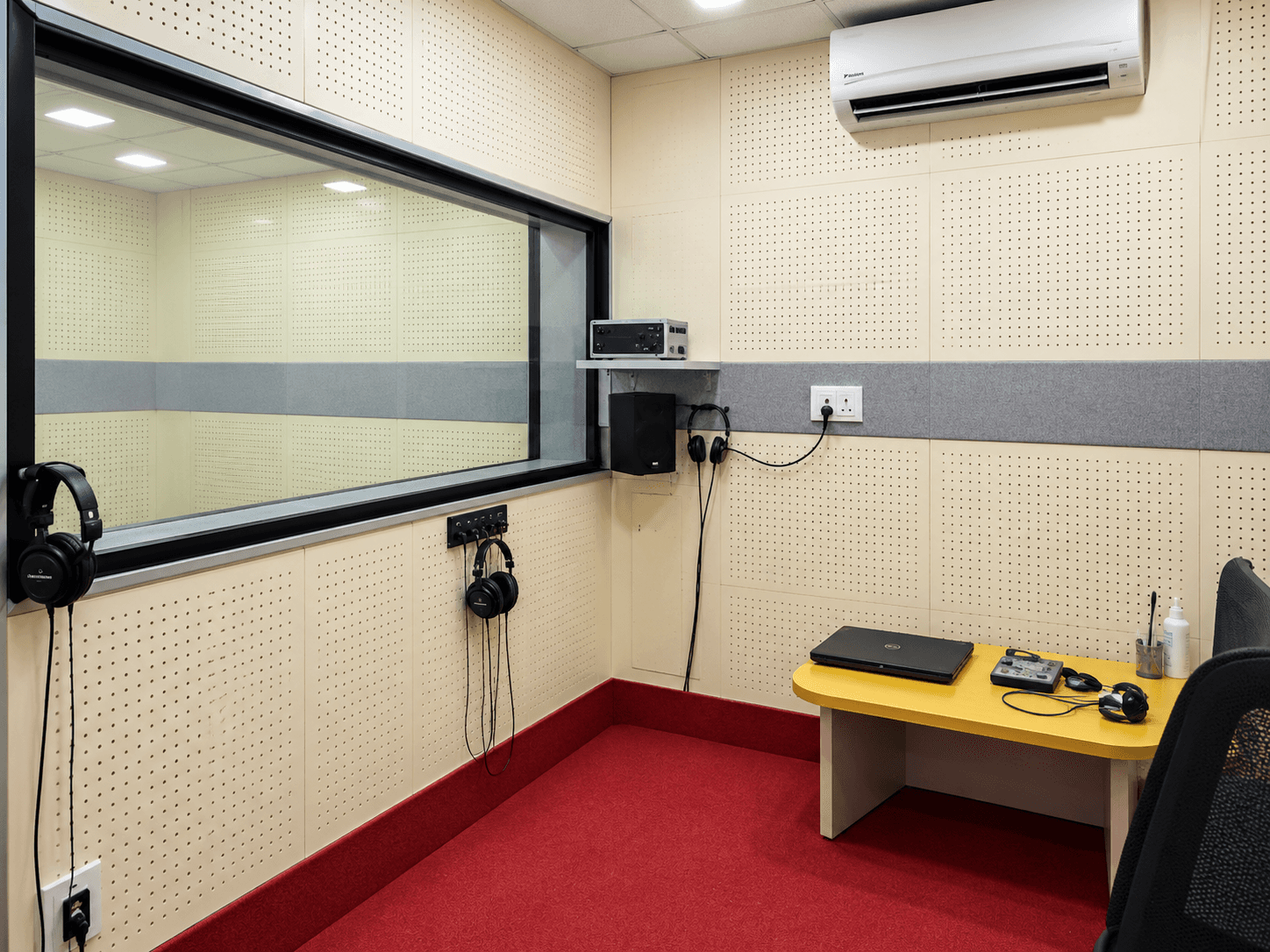 Speech Room